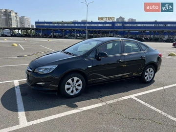 Авто Opel Astra 2019 № 7997373