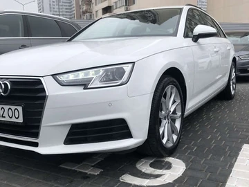 Авто Audi A4 2017 № 7997428