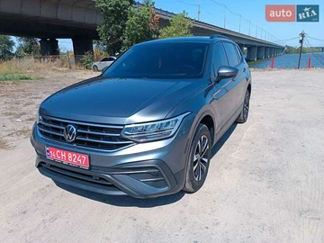 Авто Volkswagen Tiguan 2022 № 7997441