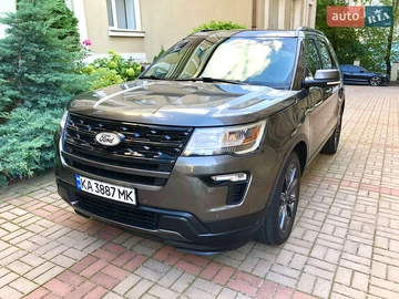 Авто Ford Explorer 2019 № 7997455
