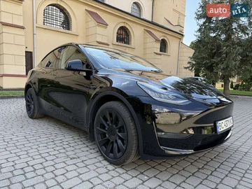 Авто Tesla Model Y 2023 № 7997458
