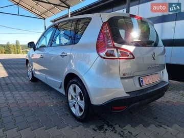 Авто Renault Scenic 2011 № 7997863