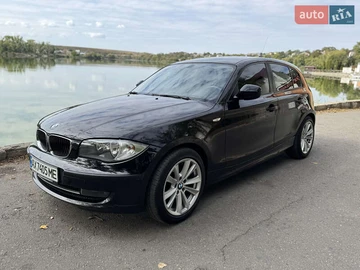 Авто BMW 1 Series 2010 № 7997865