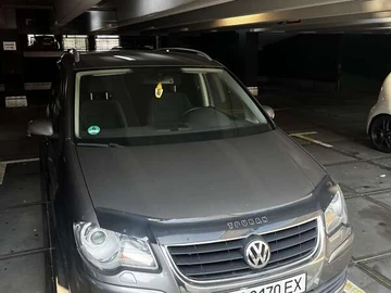 Авто Volkswagen Touran 2008 № 7997868