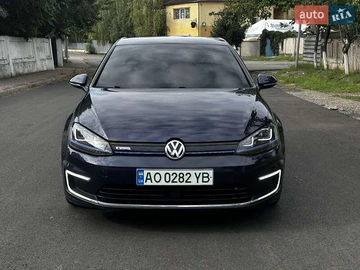 Авто Volkswagen E-Golf 2015 № 7997907