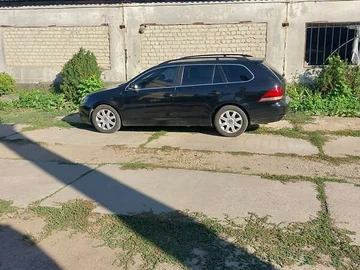 Авто Volkswagen Golf 2011 № 7998054