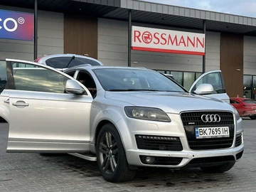 Авто Audi Q7 2007 № 7998209