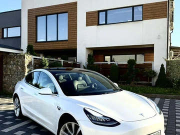 Авто Tesla Model 3 2020 № 7998282