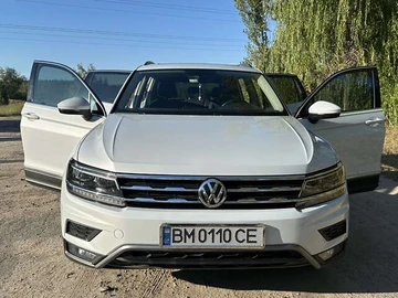 Авто Volkswagen Tiguan 2017 № 7998331