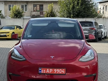 Авто Tesla Model Y 2021 № 7998333
