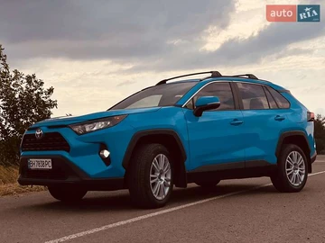 Авто Toyota Rav4 2021 № 7998371