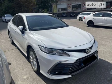 Авто Toyota Camry 2021 № 7998372