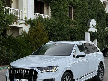 Авто Audi Q7 2021 № 7998405