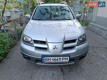 Авто Mitsubishi Outlander 2003 № 7998973