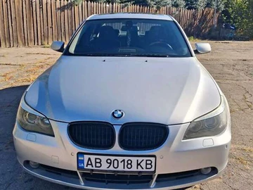 Авто BMW 5 Series 2004 № 7999067