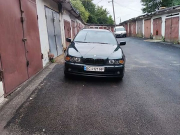 Авто BMW 5 Series 2003 № 7999418