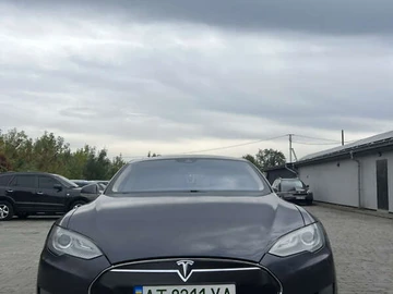 Авто Tesla Model S 2015 № 7999506