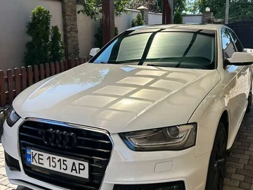 Авто Audi A4 2015 № 7999522