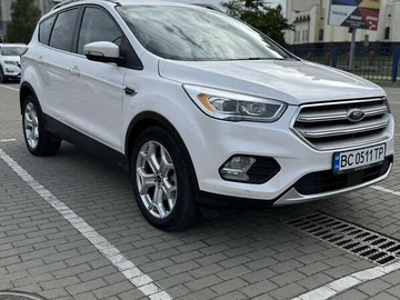Авто Ford Escape 2019 № 7999535