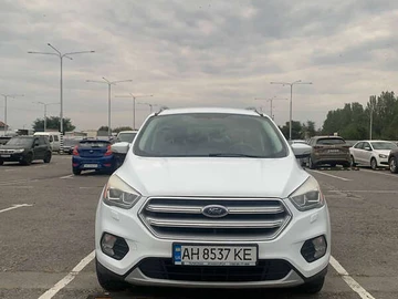 Авто Ford Kuga 2017 № 7999546