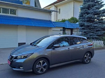 Авто Nissan Leaf 2021 № 7999552