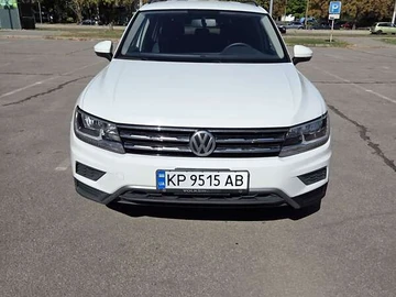 Авто Volkswagen Tiguan 2021 № 7999679