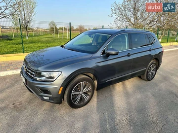 Авто Volkswagen Tiguan 2017 № 7999687