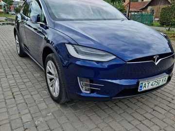 Авто Tesla Model X 2018 № 7999859