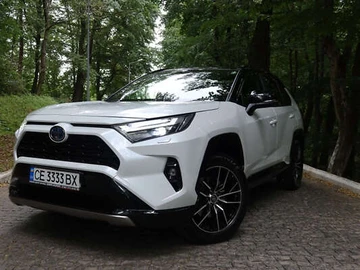 Авто Toyota Rav4 2023 № 7999898