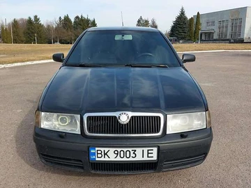 Авто Skoda Octavia 2004 № 8000173