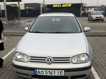 Авто Volkswagen Golf 2000 № 8000179