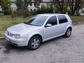 Авто Volkswagen Golf 1999 № 8000205