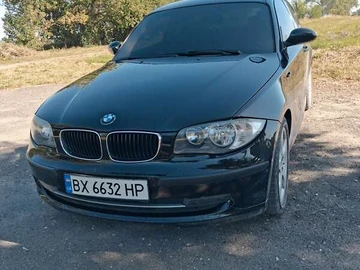 Авто BMW 1 Series 2007 № 8000294
