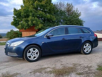 Авто Opel Insignia 2011 № 8000449