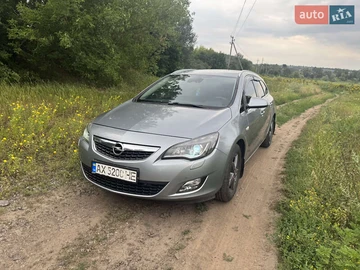 Авто Opel Astra 2011 № 8000455