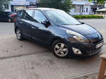 Авто Renault Megane Scenic 2009 № 8000480