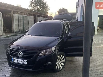 Авто Volkswagen Tiguan 2008 № 8000580