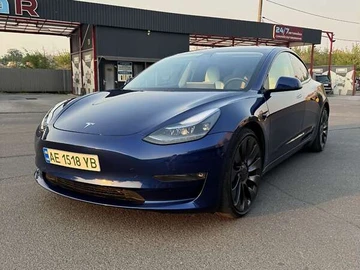 Авто Tesla Model 3 2021 № 8000592