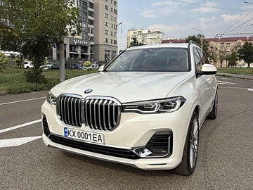 Авто BMW X7 2022 № 8000597