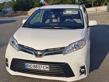 Авто Toyota Sienna 2019 № 8000736