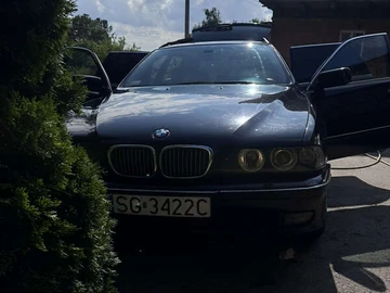 Авто BMW 5 Series 1999 № 8000757