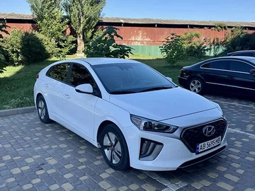 Авто Hyundai Ioniq 2021 № 8000776