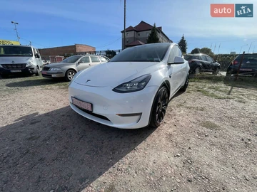 Авто Tesla Model Y 2022 № 8000841