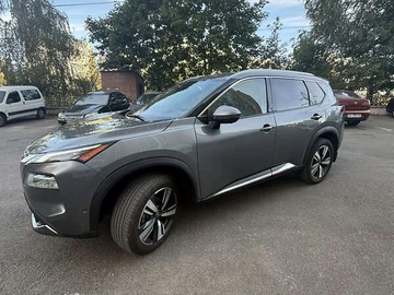 Авто Nissan Rogue 2023 № 8000842