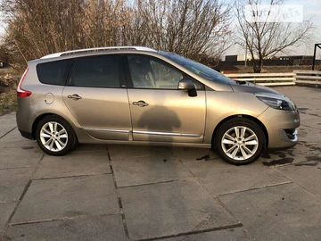 Авто Renault Grand Scenic 2013 № 8000905