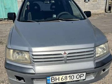 Авто Mitsubishi Space Wagon 2001 № 8001014
