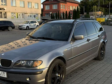 Авто BMW 3 Series 2003 № 8001018