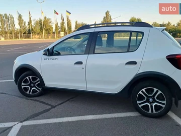 Авто Renault Sandero Stepway 2018 № 8001025
