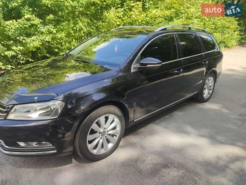 Авто Volkswagen Passat 2011 № 8001122