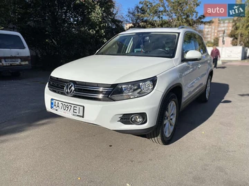 Авто Volkswagen Tiguan 2017 № 8001127